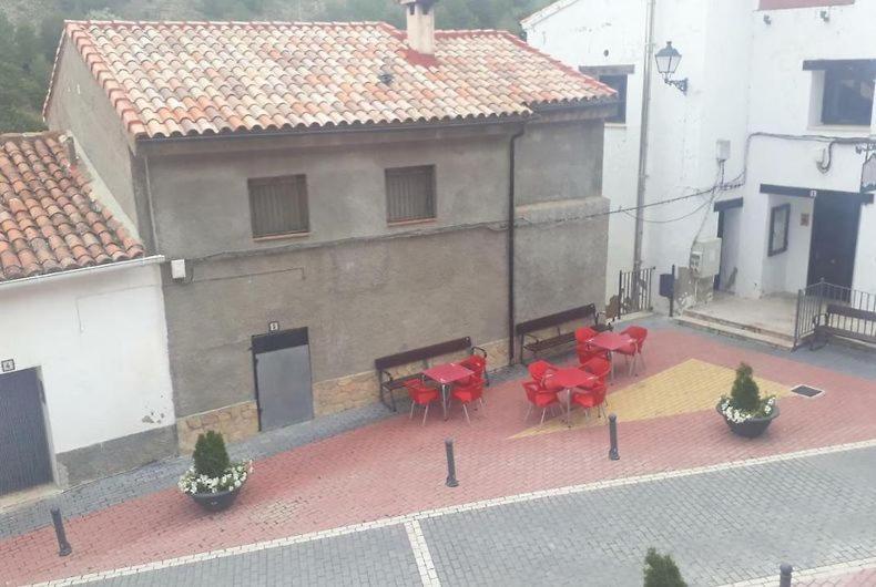 Hostal Los Ojos De Gabriel El Vallecillo Εξωτερικό φωτογραφία